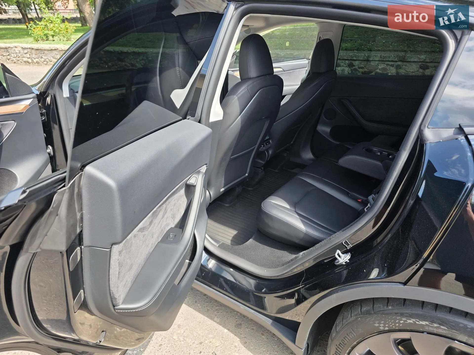 2023 Tesla Model Y - мініатюра 26