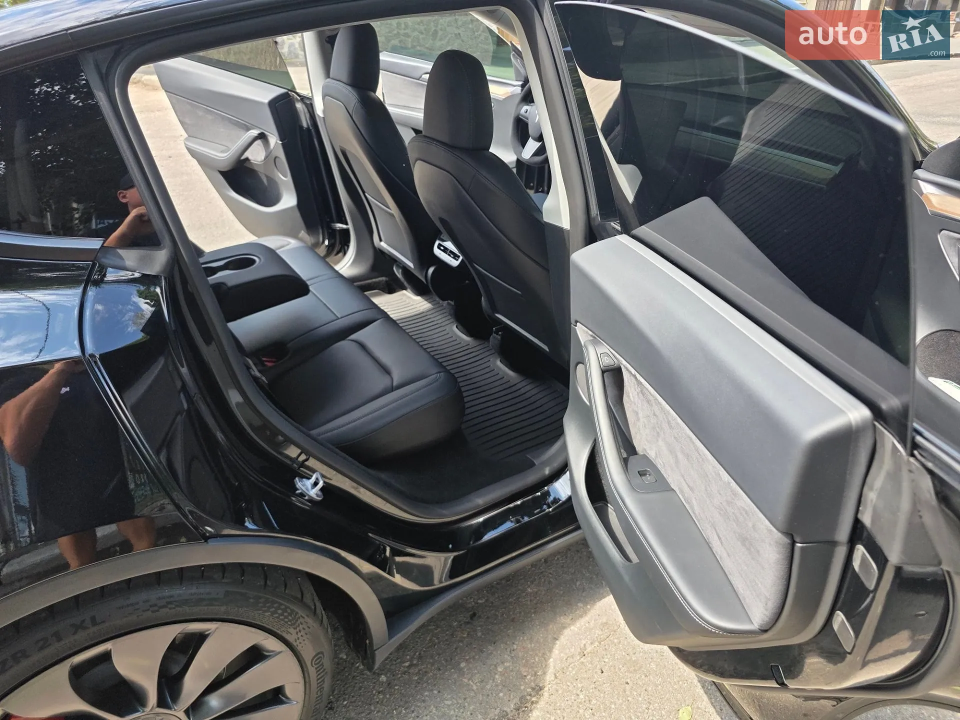 2023 Tesla Model Y - мініатюра 27