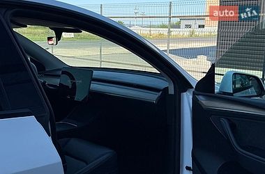 Позашляховик / Кросовер Tesla Model Y 2023 в Тернополі