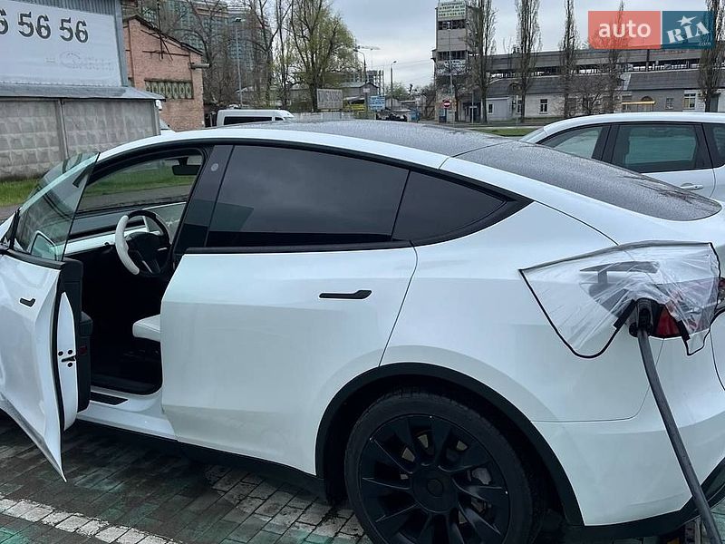 Внедорожник / Кроссовер Tesla Model Y 2023 в Харькове фото 3 Внедорожник / Кроссовер Tesla Model Y 2023 в Харькове