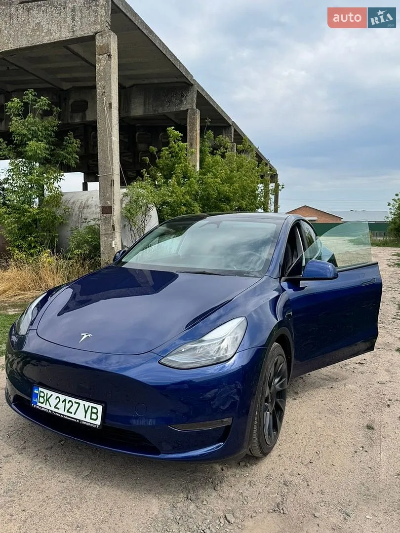 2023 Tesla Model Y - мініатюра 3