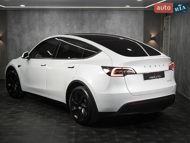 Внедорожник / Кроссовер Tesla Model Y 2023 в Одессе