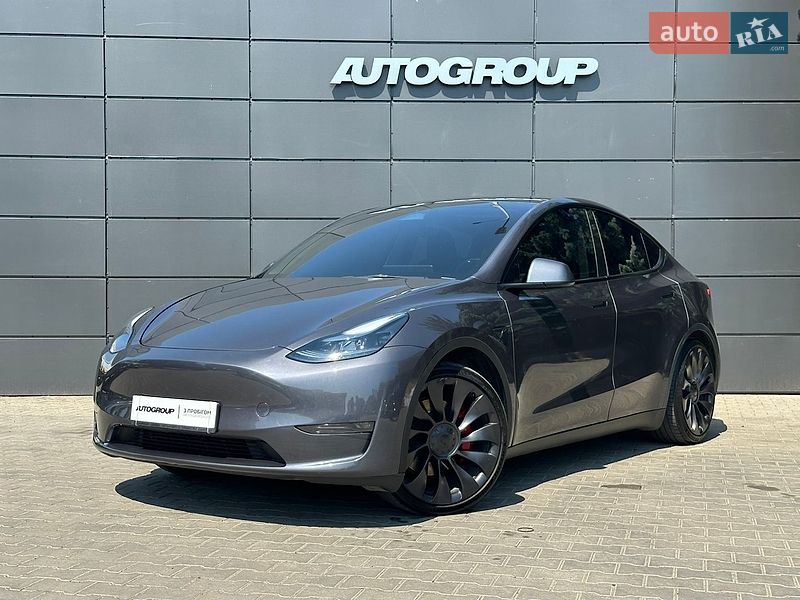 Внедорожник / Кроссовер Tesla Model Y 2023 в Одессе