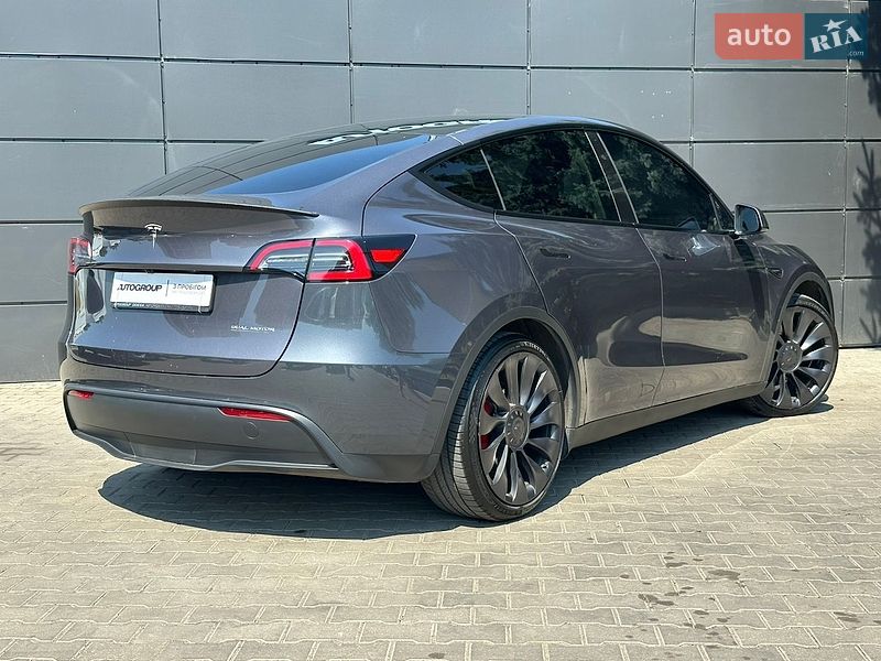 Внедорожник / Кроссовер Tesla Model Y 2023 в Одессе