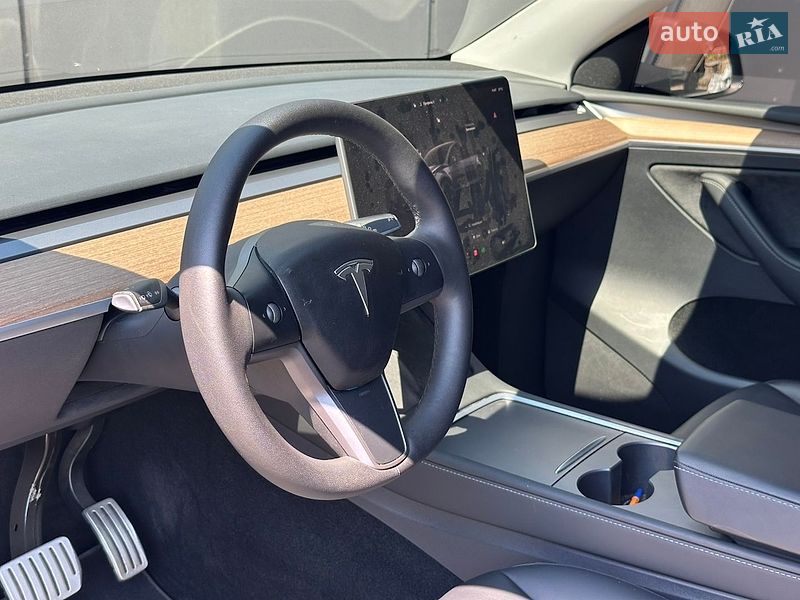Внедорожник / Кроссовер Tesla Model Y 2023 в Одессе