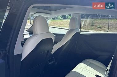 Позашляховик / Кросовер Tesla Model Y 2022 в Києві