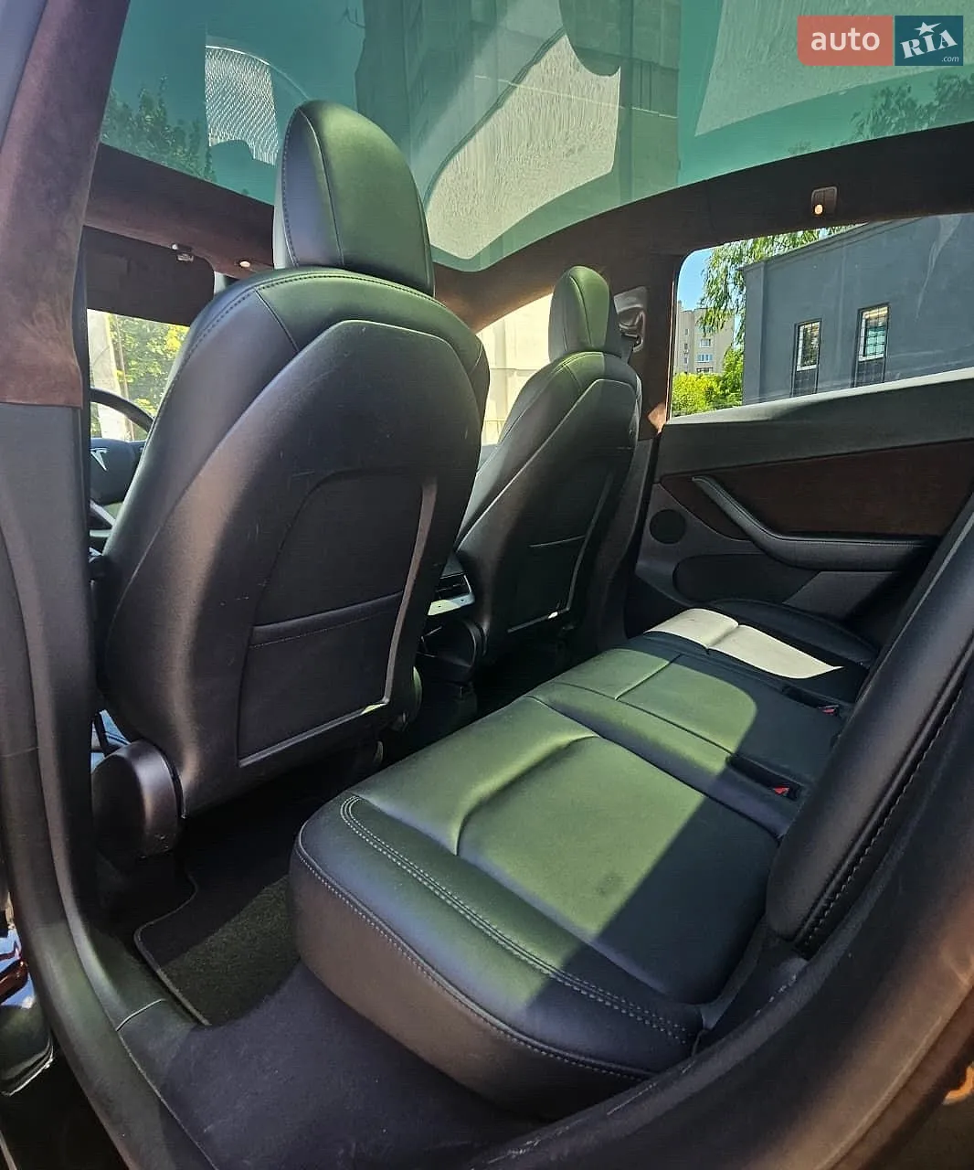 2022 Tesla Model Y - мініатюра 5