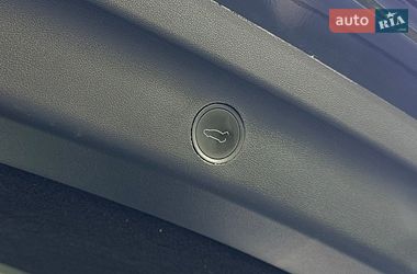 Внедорожник / Кроссовер Tesla Model Y 2023 в Ивано-Франковске