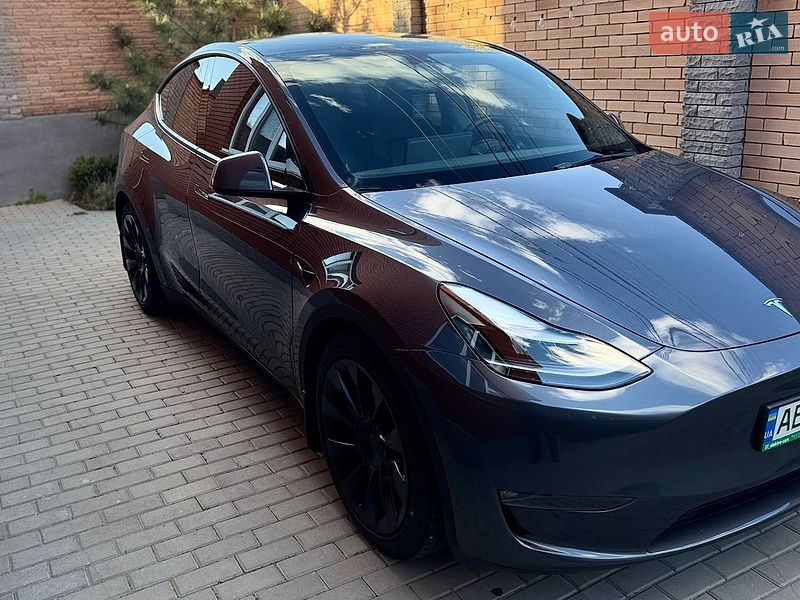 Внедорожник / Кроссовер Tesla Model Y 2023 в Гайсине фото 4 Внедорожник / Кроссовер Tesla Model Y 2023 в Гайсине