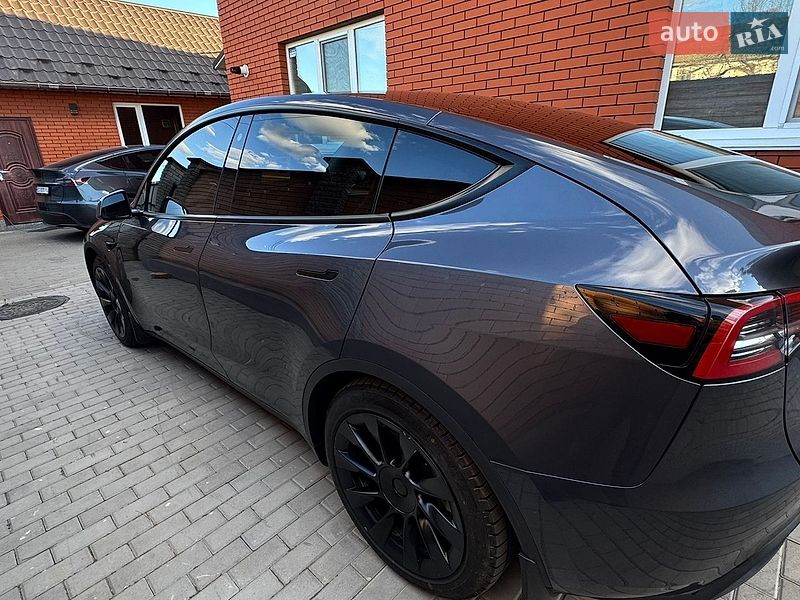 Внедорожник / Кроссовер Tesla Model Y 2023 в Гайсине фото 18 Внедорожник / Кроссовер Tesla Model Y 2023 в Гайсине