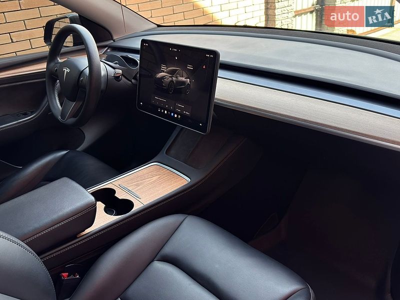 Внедорожник / Кроссовер Tesla Model Y 2023 в Гайсине фото 63 Внедорожник / Кроссовер Tesla Model Y 2023 в Гайсине