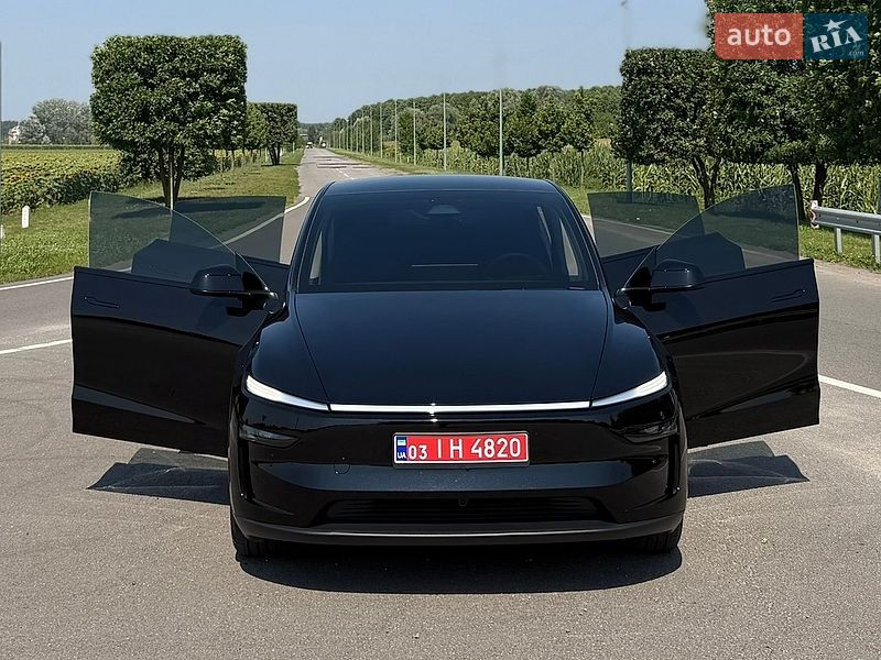 Позашляховик / Кросовер Tesla Model Y 2025 в Валках