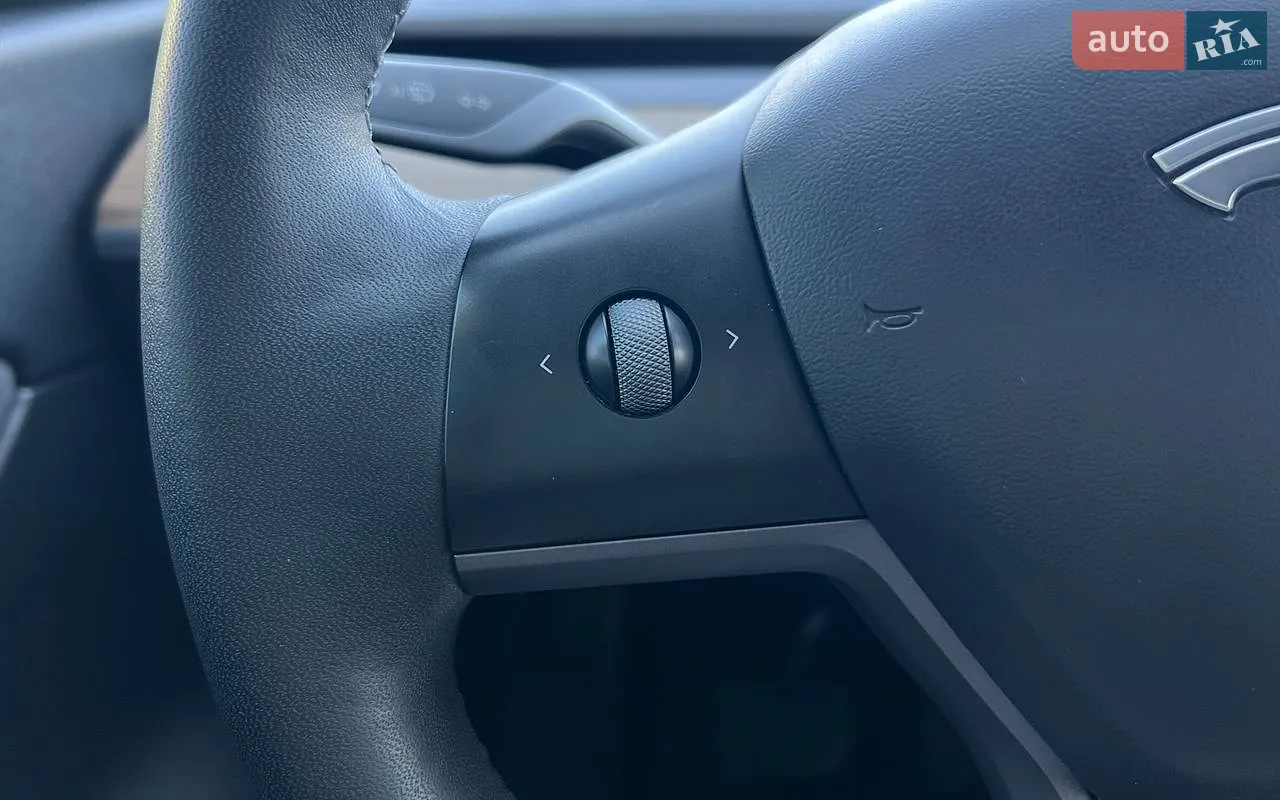 2021 Tesla Model Y - мініатюра 12