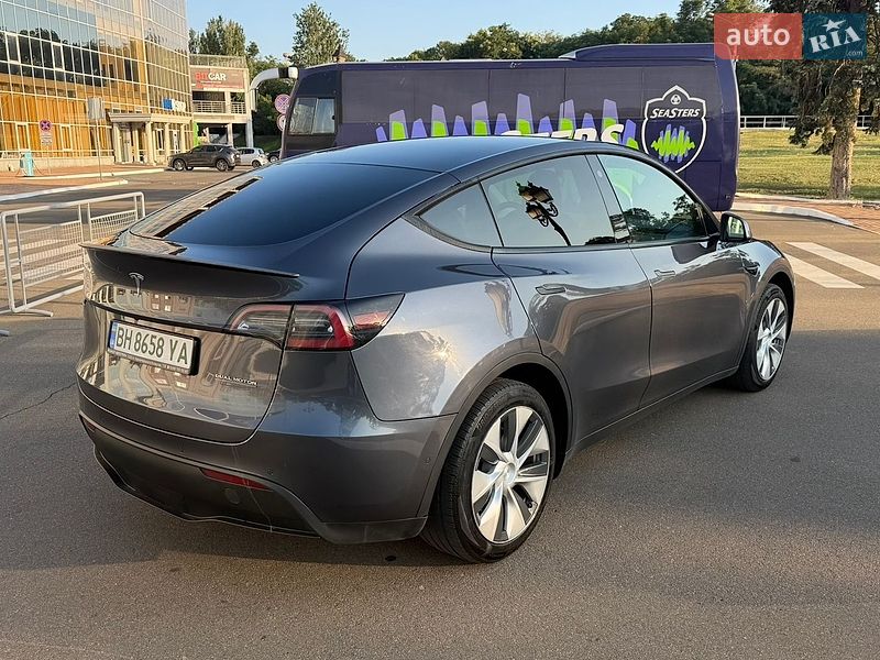 Позашляховик / Кросовер Tesla Model Y 2021 в Одесі