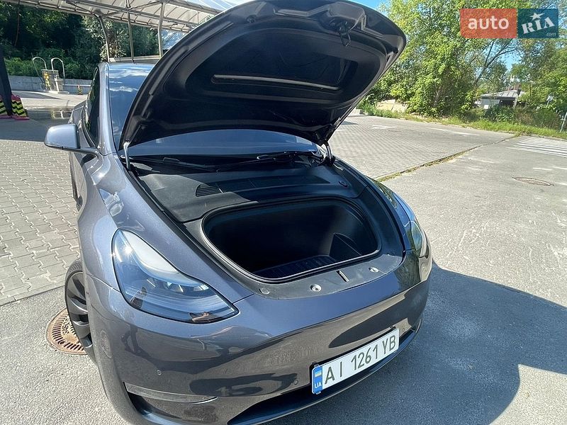 Позашляховик / Кросовер Tesla Model Y 2022 в Києві
