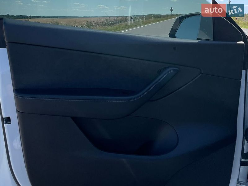 Внедорожник / Кроссовер Tesla Model Y 2021 в Львове фото 13 Внедорожник / Кроссовер Tesla Model Y 2021 в Львове