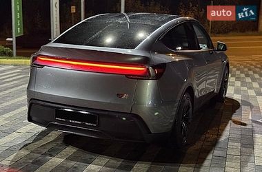 Позашляховик / Кросовер Tesla Model Y 2025 в Коростені