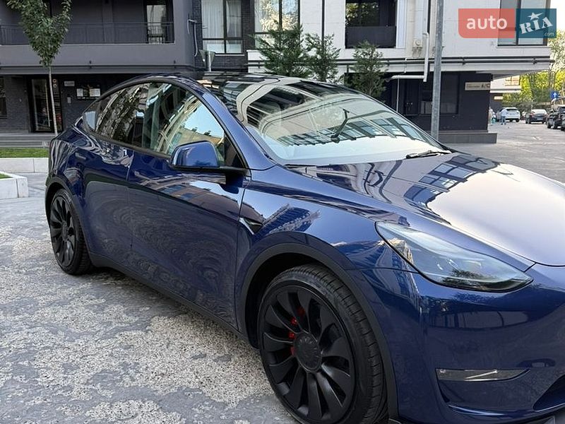Внедорожник / Кроссовер Tesla Model Y 2023 в Одессе