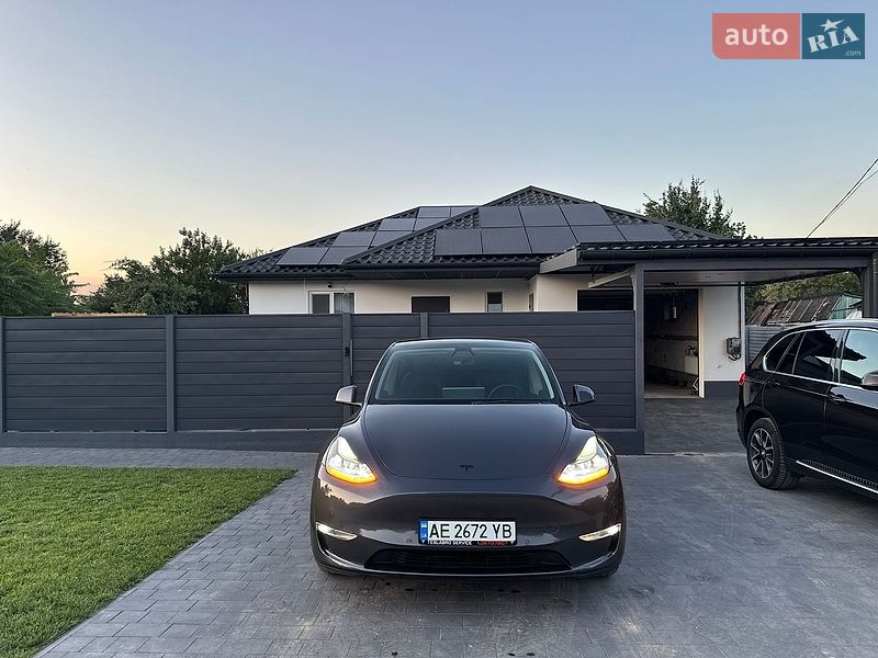 Внедорожник / Кроссовер Tesla Model Y 2022 в Каменском