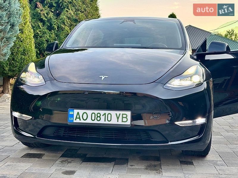 Внедорожник / Кроссовер Tesla Model Y 2023 в Хусте