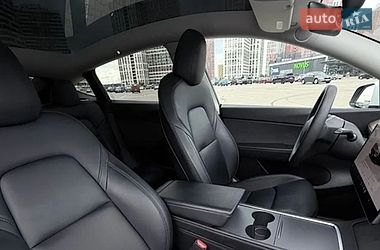 Позашляховик / Кросовер Tesla Model Y 2022 в Івано-Франківську