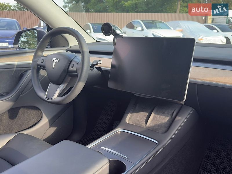 Позашляховик / Кросовер Tesla Model Y 2024 в Вінниці фото 24 Позашляховик / Кросовер Tesla Model Y 2024 в Вінниці