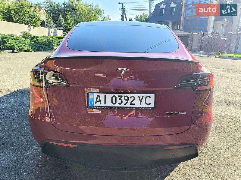 Позашляховик / Кросовер Tesla Model Y 2023 в Києві