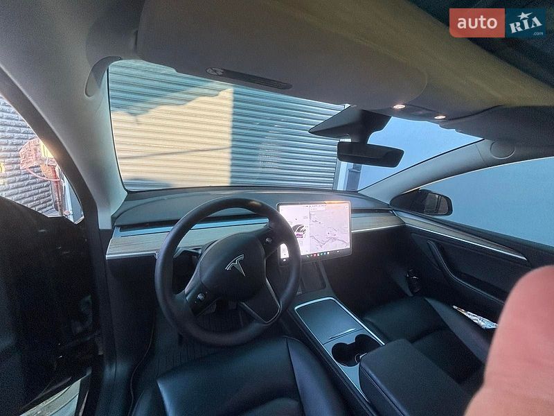 Внедорожник / Кроссовер Tesla Model Y 2022 в Днепре