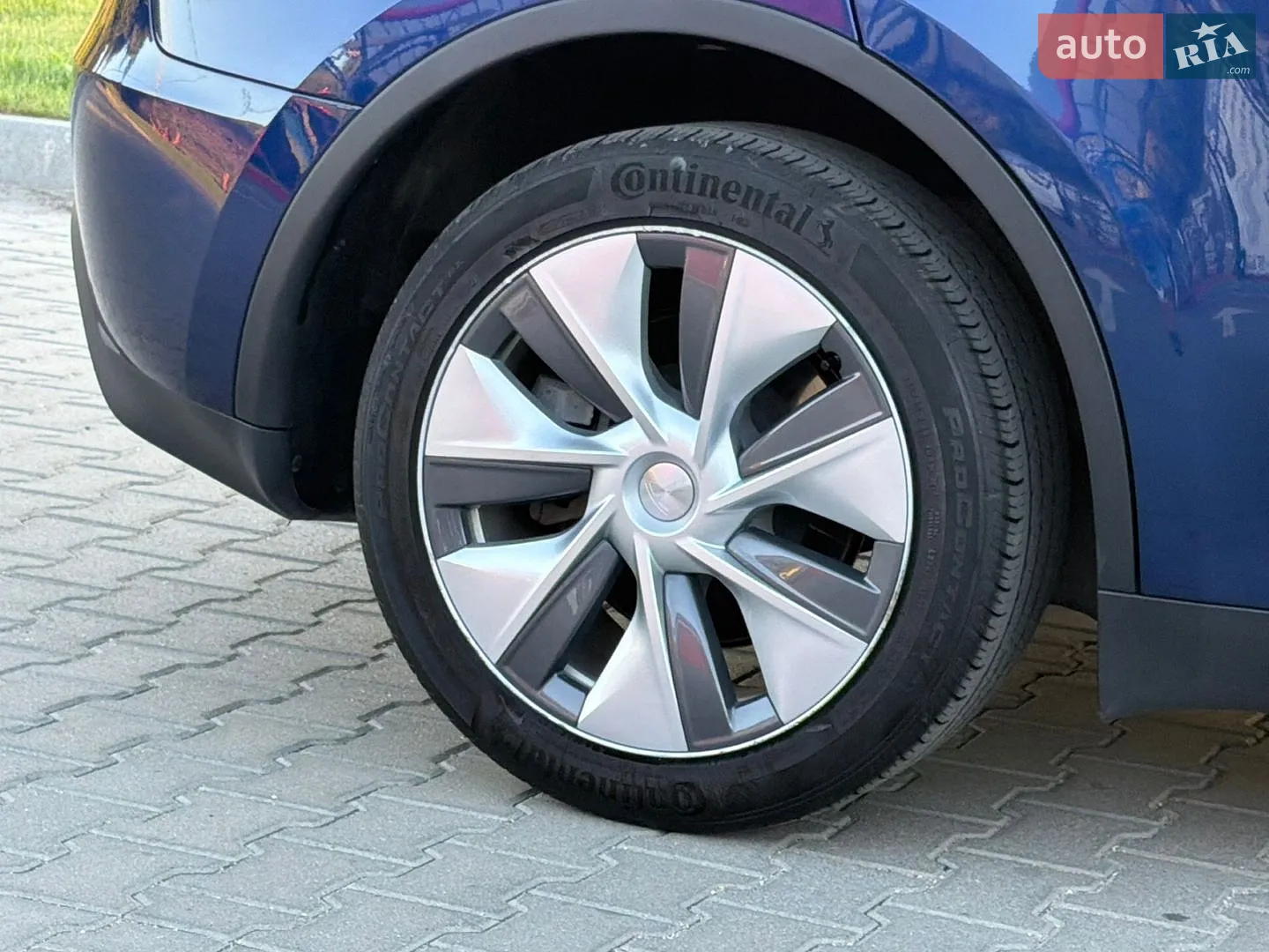 2023 Tesla Model Y - мініатюра 12