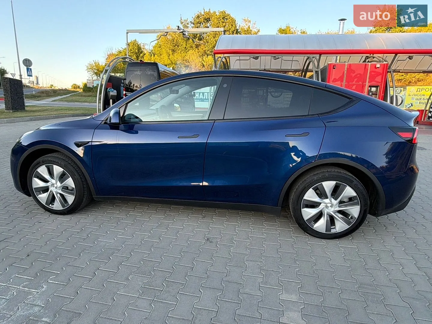 2023 Tesla Model Y - мініатюра 10