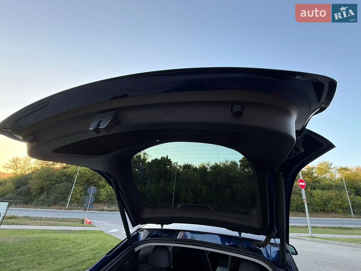 2023 Tesla Model Y - мініатюра 18