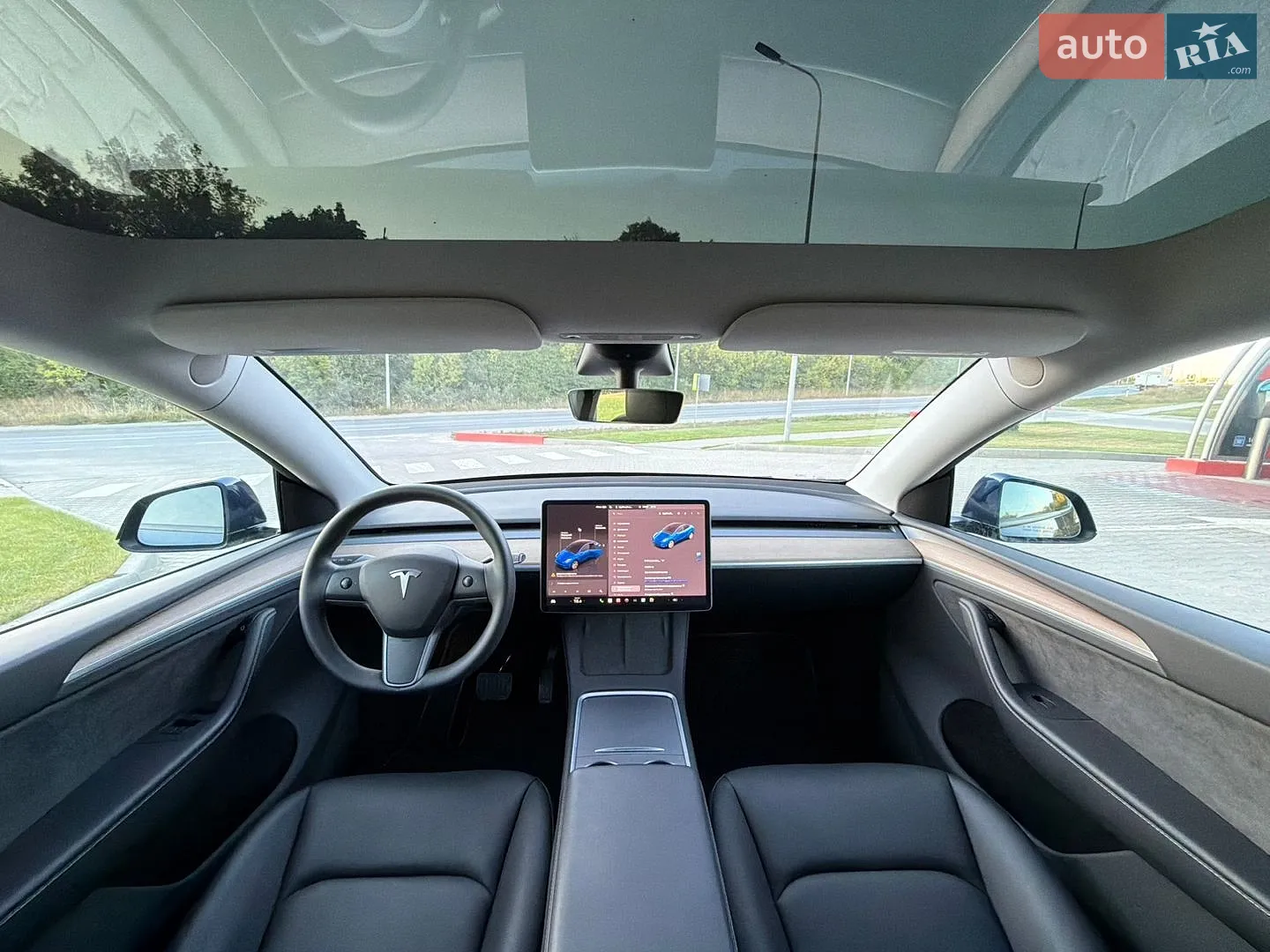 2023 Tesla Model Y - мініатюра 4