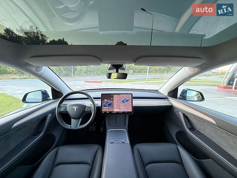 Внедорожник / Кроссовер Tesla Model Y 2023 в Тернополе