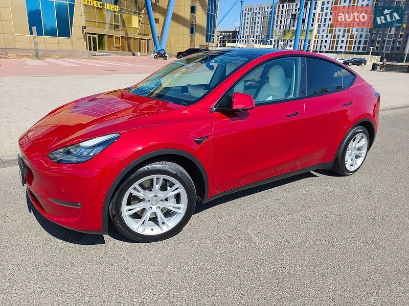 Внедорожник / Кроссовер Tesla Model Y 2021 в Харькове