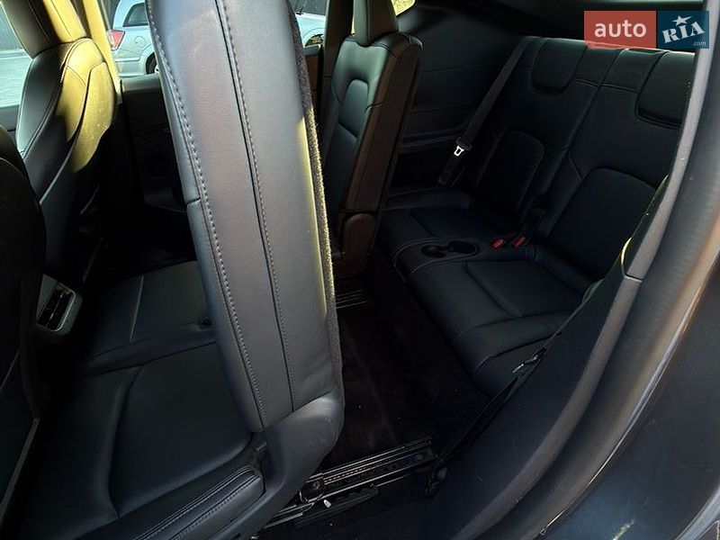 Позашляховик / Кросовер Tesla Model Y 2022 в Самборі