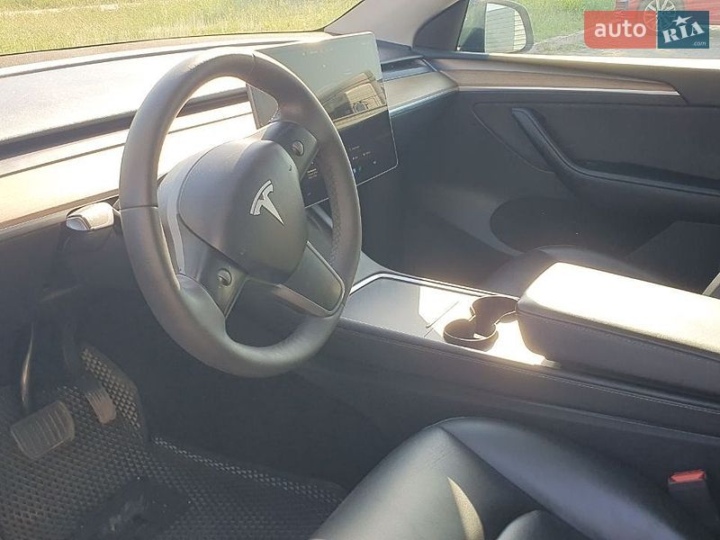 Позашляховик / Кросовер Tesla Model Y 2022 в Кременчуці