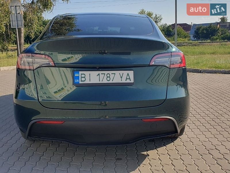 Позашляховик / Кросовер Tesla Model Y 2022 в Кременчуці