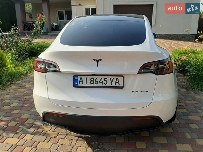 Позашляховик / Кросовер Tesla Model Y 2023 в Тернополі