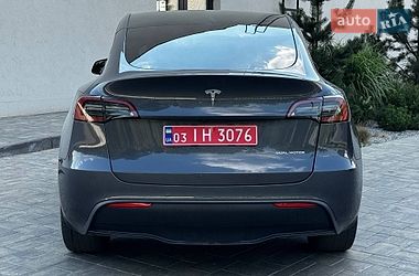 Внедорожник / Кроссовер Tesla Model Y 2022 в Киеве