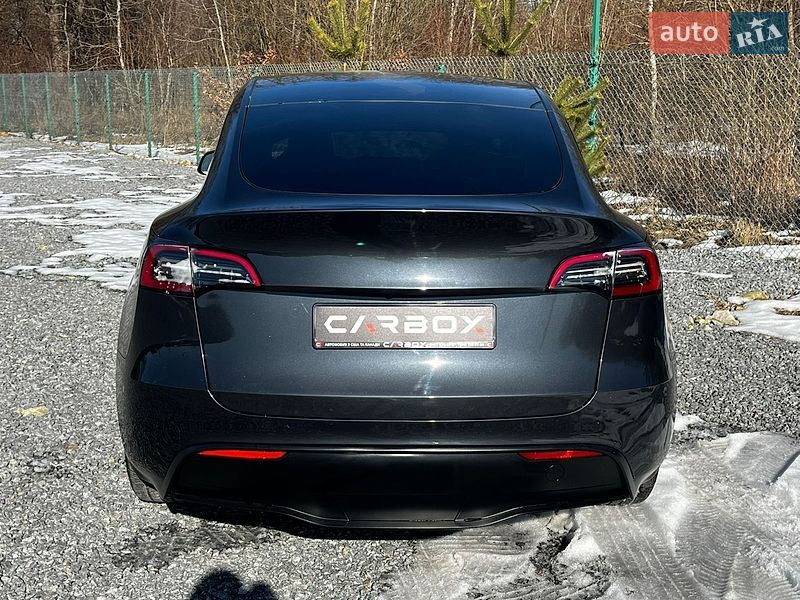 Внедорожник / Кроссовер Tesla Model Y 2024 в Львове