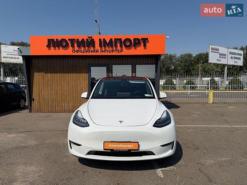 Позашляховик / Кросовер Tesla Model Y 2021 в Києві фото 2 Позашляховик / Кросовер Tesla Model Y 2021 в Києві