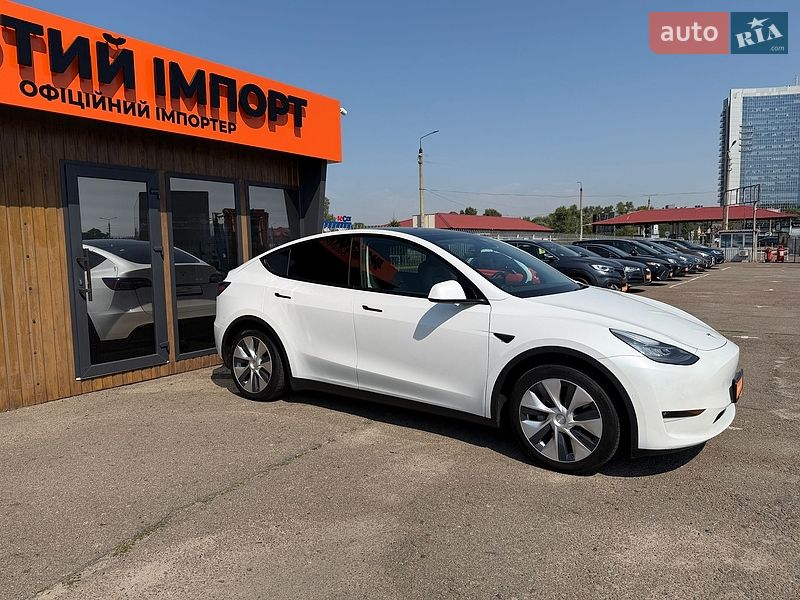 Позашляховик / Кросовер Tesla Model Y 2021 в Києві фото 9 Позашляховик / Кросовер Tesla Model Y 2021 в Києві