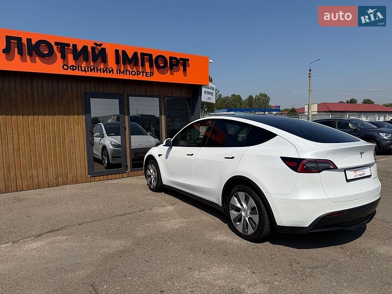 Позашляховик / Кросовер Tesla Model Y 2021 в Києві фото 5 Позашляховик / Кросовер Tesla Model Y 2021 в Києві