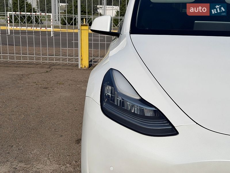 Позашляховик / Кросовер Tesla Model Y 2021 в Києві фото 27 Позашляховик / Кросовер Tesla Model Y 2021 в Києві