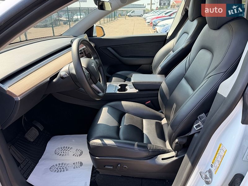 Позашляховик / Кросовер Tesla Model Y 2021 в Києві фото 10 Позашляховик / Кросовер Tesla Model Y 2021 в Києві