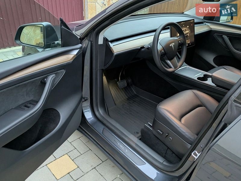 Позашляховик / Кросовер Tesla Model Y 2022 в Львові фото 14 Позашляховик / Кросовер Tesla Model Y 2022 в Львові