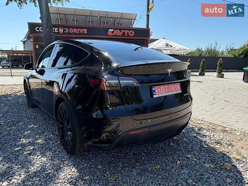 Внедорожник / Кроссовер Tesla Model Y 2022 в Черновцах