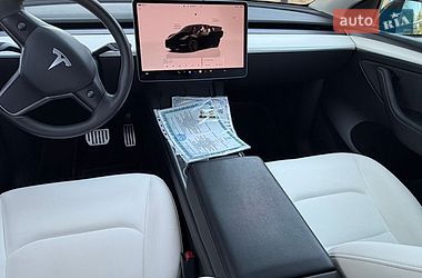 Внедорожник / Кроссовер Tesla Model Y 2022 в Черновцах