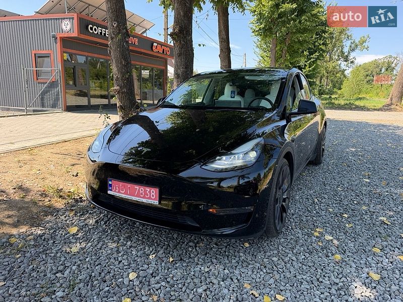 Внедорожник / Кроссовер Tesla Model Y 2022 в Черновцах
