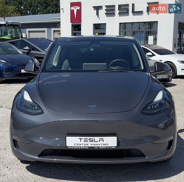 Tesla Model Y 2021